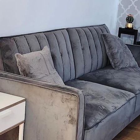 Rgm Hatfield 2 Bedroom Apartment 외부 사진