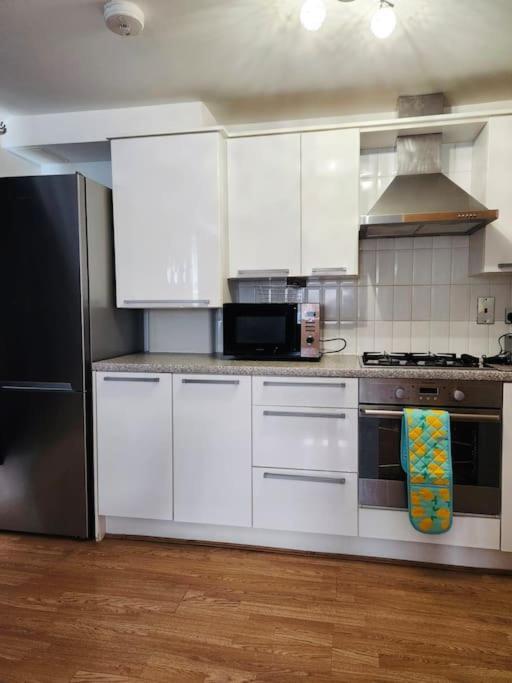 Rgm Hatfield 2 Bedroom Apartment 외부 사진