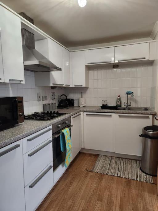 Rgm Hatfield 2 Bedroom Apartment 외부 사진